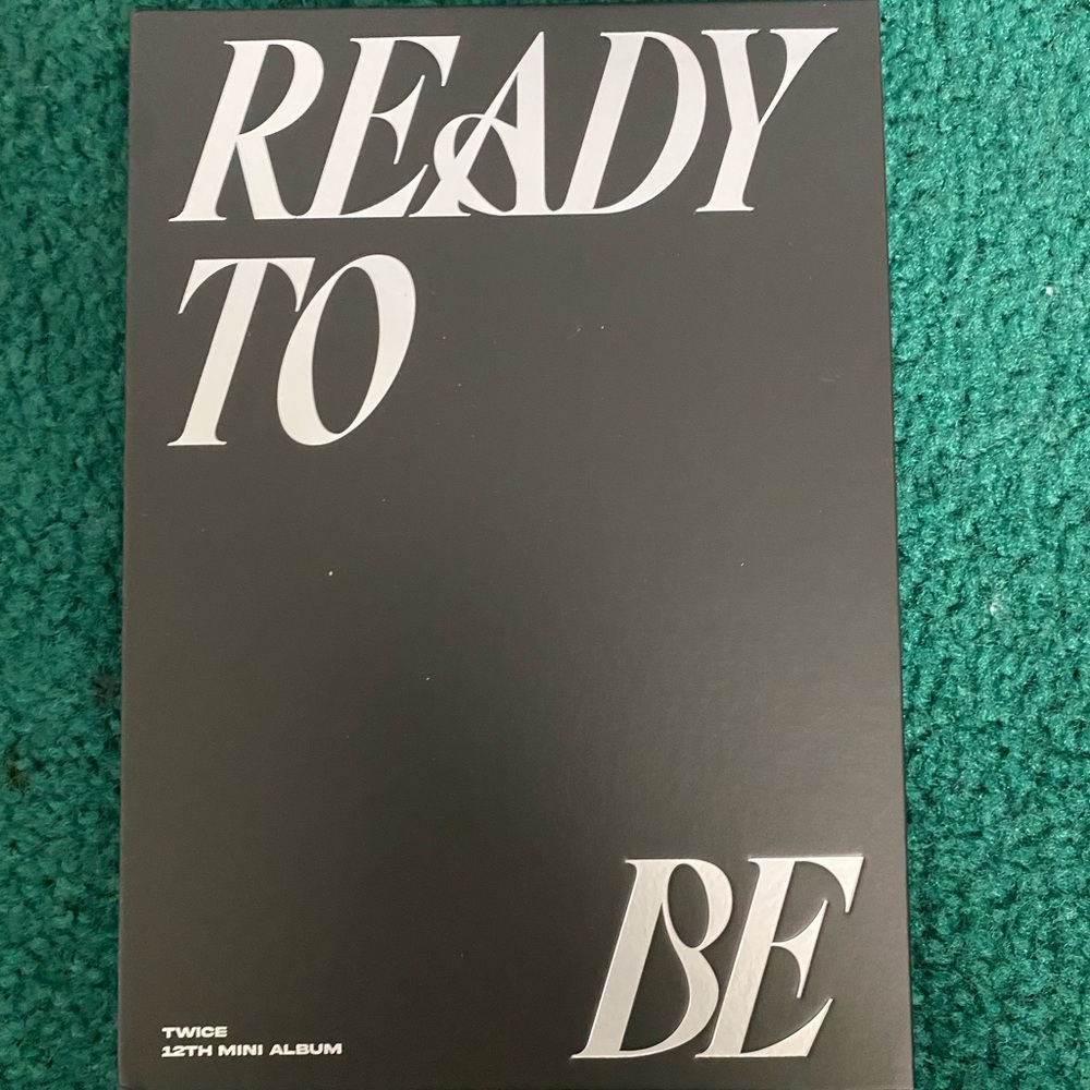 K-pop twice ready to be album